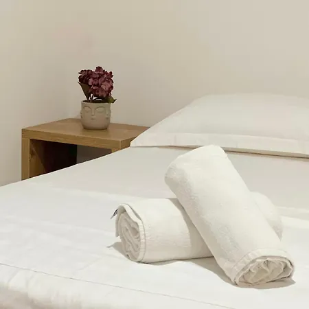 Smart - Cave By The Sea Durrës