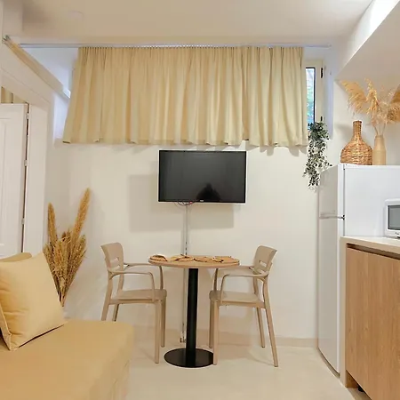 Διαμέρισμα Smart - Cave By The Sea