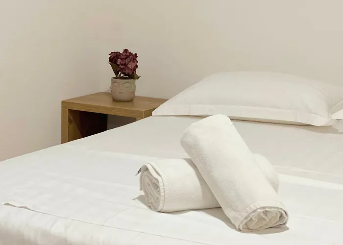 Smart - Cave By The Sea Durrës