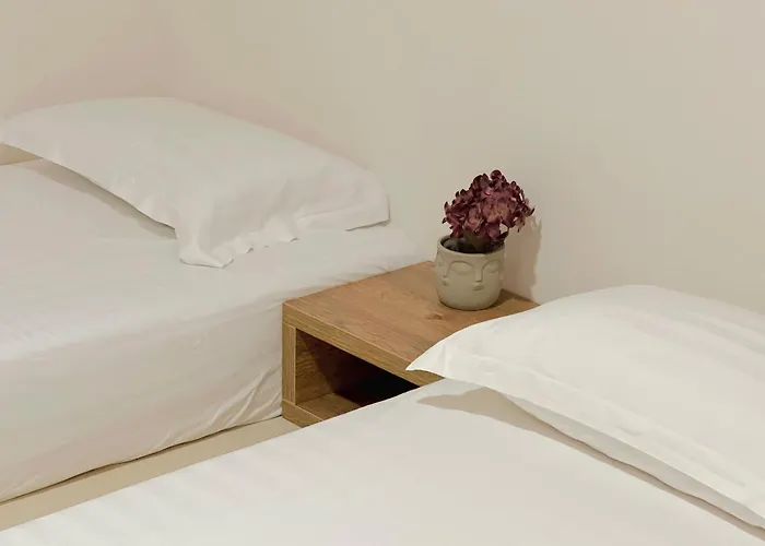 Smart - Cave By The Sea Durrës